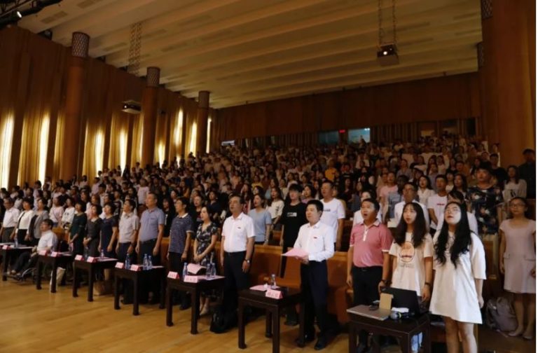 “MTS Translation Practice Scholarships” awarded at Xiamen University