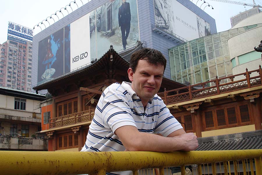 Andre on a visit to Shanghai's Jing'An temple